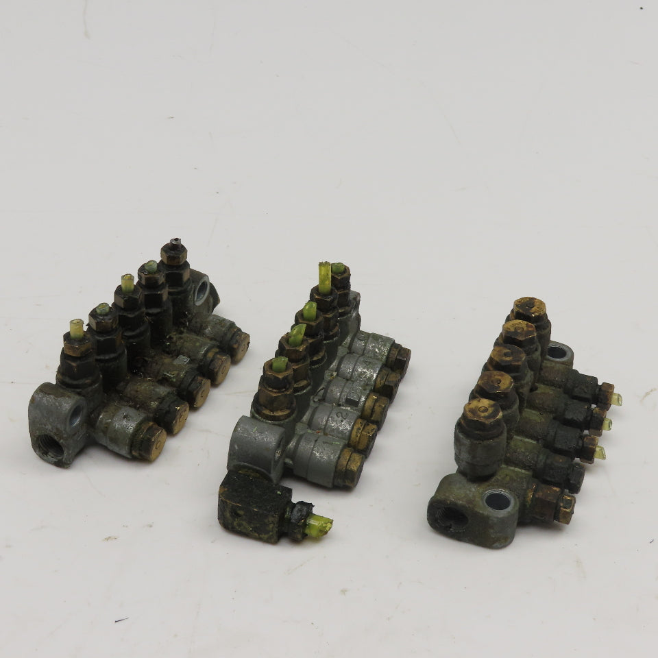 DS-5 5 Port Piston Lubricator Manifold 90° Lot Of 3