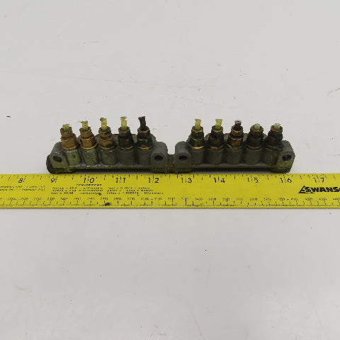 DS-5 2 Section 5 Port Piston Lubricator Manifold 90°