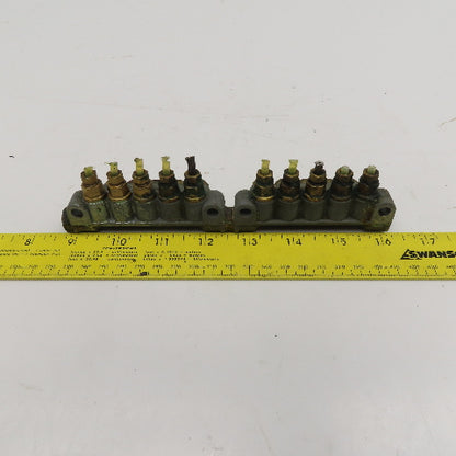 DS-5 2 Section 5 Port Piston Lubricator Manifold 90°