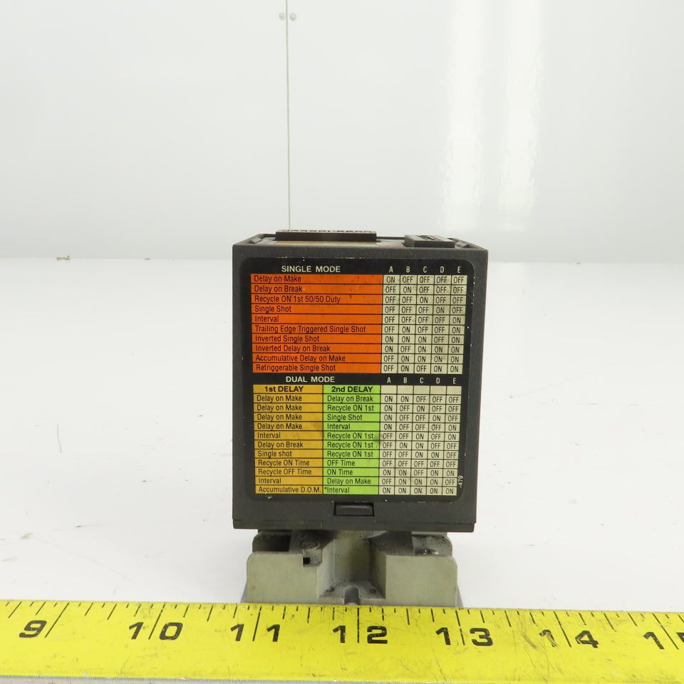 Entrelec TRDU12D2 SSAC Multi-Mode Time Delay Relay 12VDC 0201X W/Base