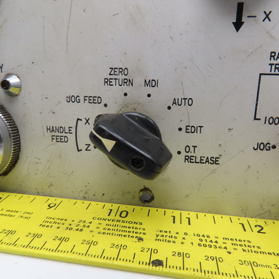Izumi 41-10652 4 Axis CNC Lathe 12 Tool Turret Machine Operator Key Switch Board