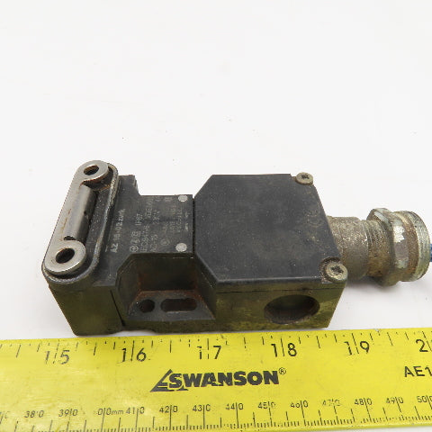 Schmersal AZ 16-02 zvrk 230V 15A Safety Gate Door Guard Interlock Switch W/ Key