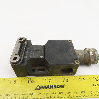 Schmersal AZ 16-02 zvrk 230V 15A Safety Gate Door Guard Interlock Switch W/ Key