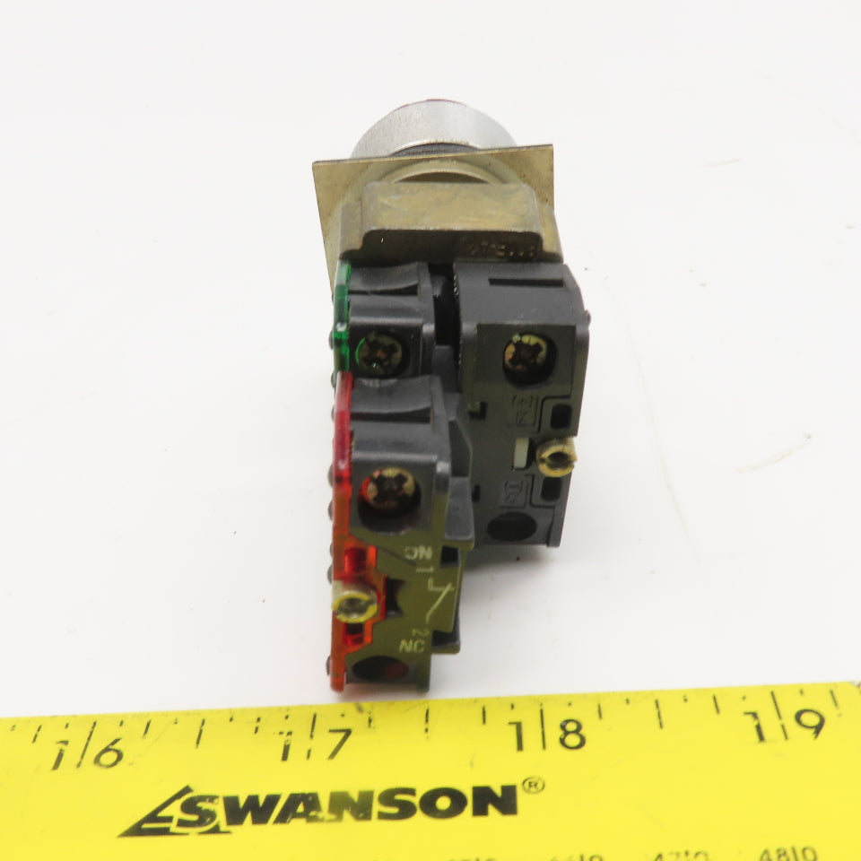 Allen Bradley 800E-2D0 Red Illuminated Push Button Switch 600V AC/DC