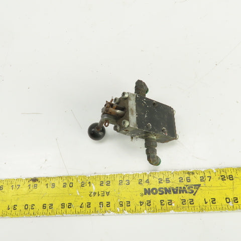 ARO Fluid Power E152LM 3 Port 2 Position Manual Air Control Valve 1/4" NPT