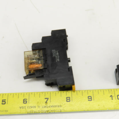 Allen Bradley 700-HK36224 Ser A 24VDC Relay W/Base 700-HN121 250VAC Lot Of 4