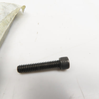 Fastenal 1123209 1/4"-20 x 1-1/2" Socket Head Cap Screw SHCS Pack Of 200