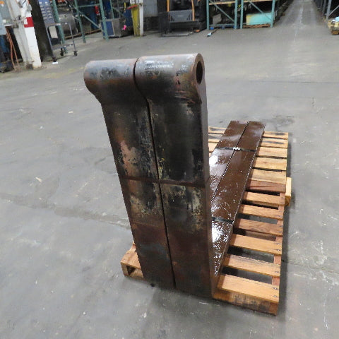 7" x 80" Shaft Mount Tapered Forklift Forks 2-1/2" Shaft 40-1/4" Drop Set Of 2