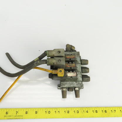 Numatics 237-572B Solenoid Operated Pneumatic Distribution Valve Manifold 120VAC