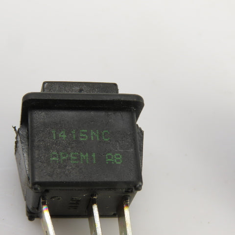 Apem1 A8 1415NC Momentary Contact Push Button Switch Lot Of 2