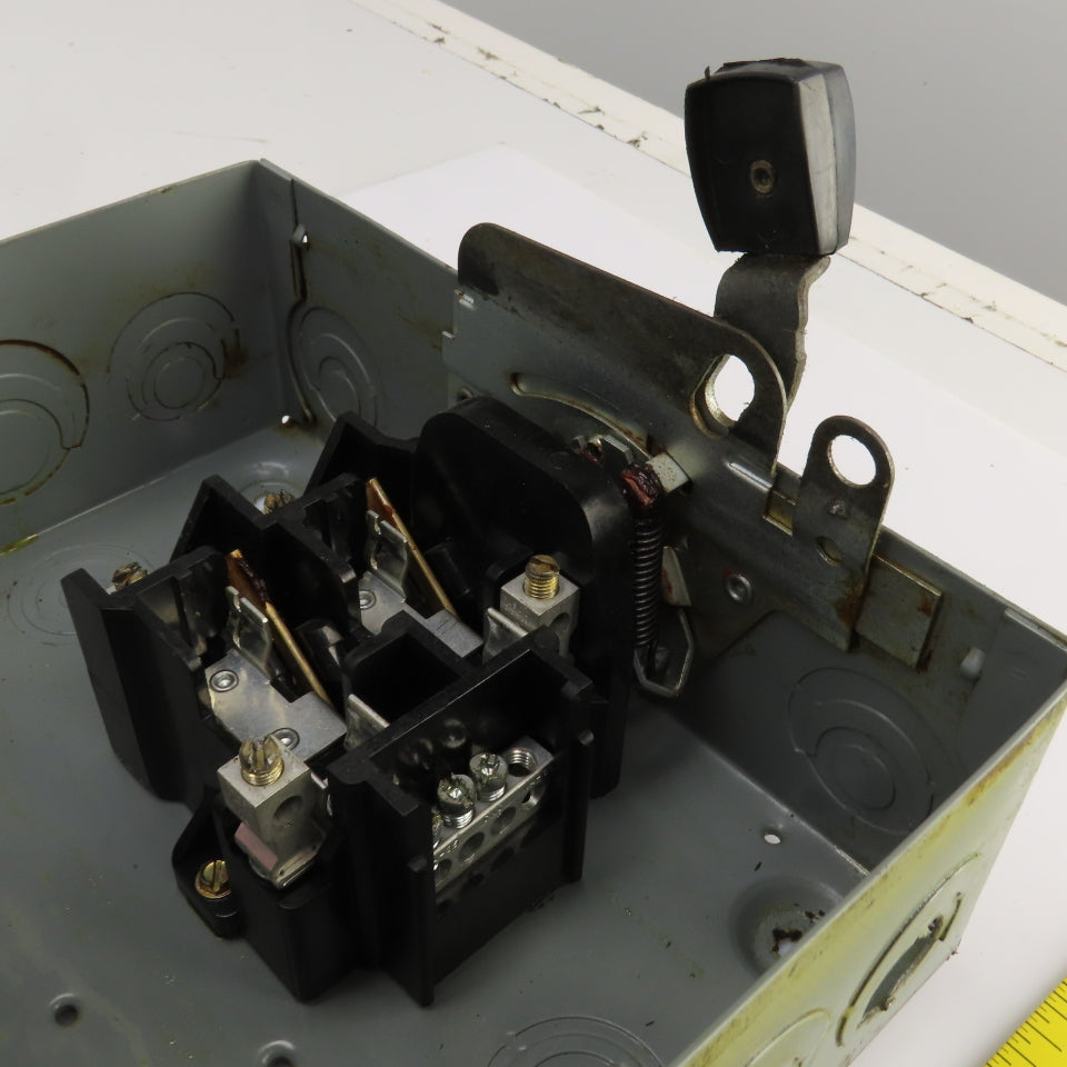 Square D D221N 30A 240VAC 2 Pole General Duty Safety Disconnect Switch