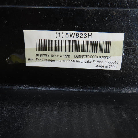 Grainger 5W823H 10-3/4"W x10"Hx4.5"D Bolt-On Laminated Rubber Dock Bumper Lot/2