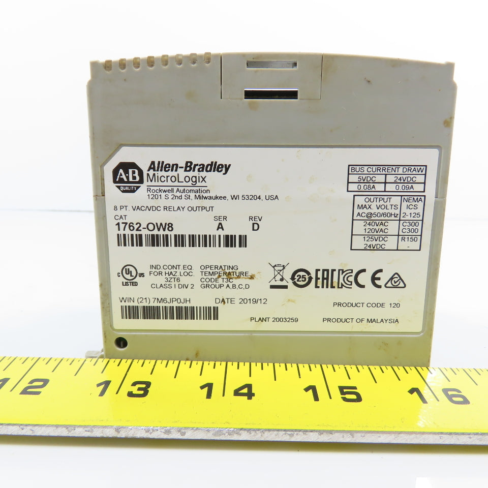 Allen Bradley 1762-OW8 Ser A Rev D 8 PT. VAC/VDC Relay Output Module