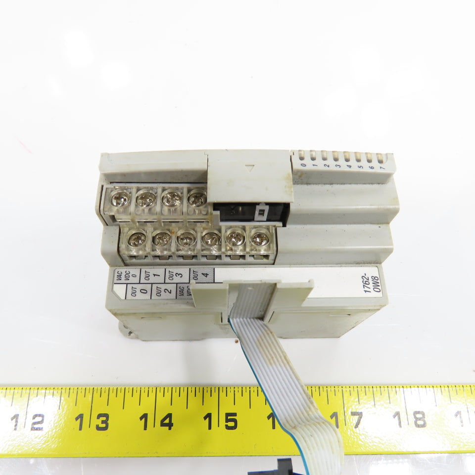 Allen Bradley 1762-OW8 Ser A Rev D 8 PT. VAC/VDC Relay Output Module