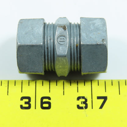 Regal & Bridgeport 1/2" Compression Coupling Conduit Fitting Lot of 58