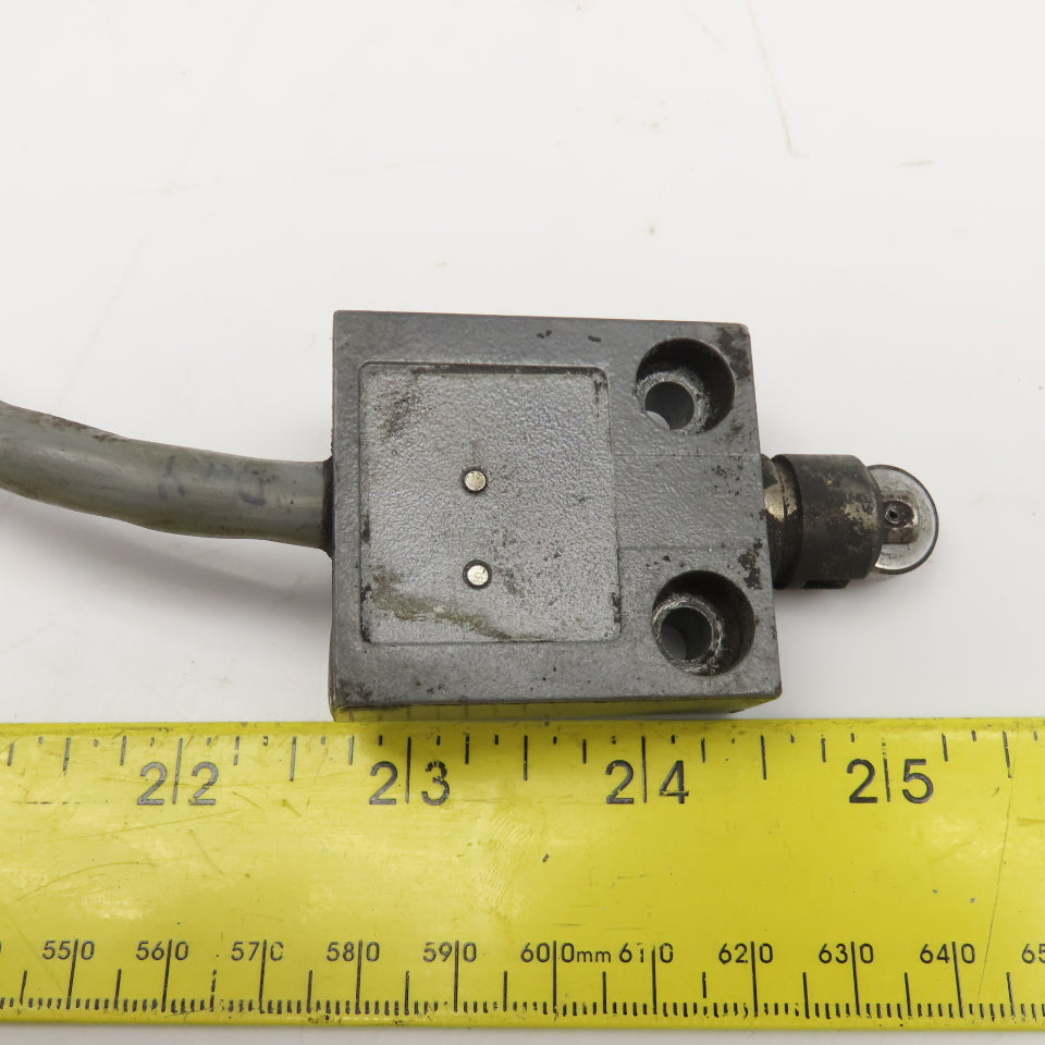 Honeywell 914CE2-6 Roller Plunger Limit Switch 250VAC 18VDC