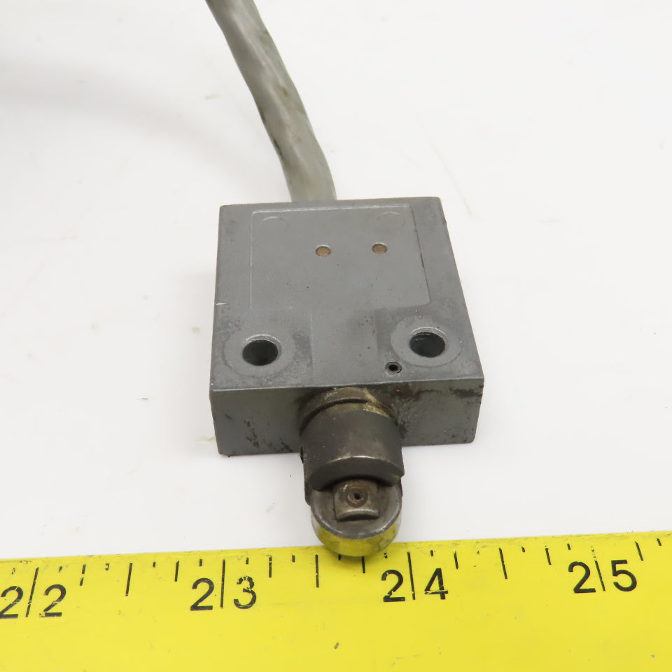 Honeywell 914CE2-6 Roller Plunger Limit Switch 250VAC 18VDC