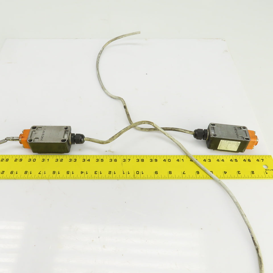 Siemens 3SE3120-1R-Z 230V 6A Limit Switch Parts/Repair Lot Of 2