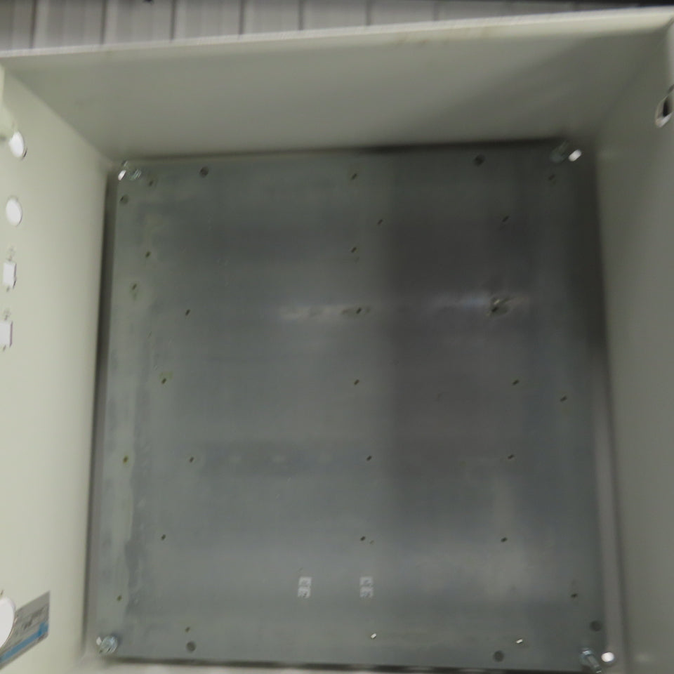 Rittal 8017562 23-1/2 x 23-1/2" x 9" Wall Mount Electrical Enclosure W/Backplate