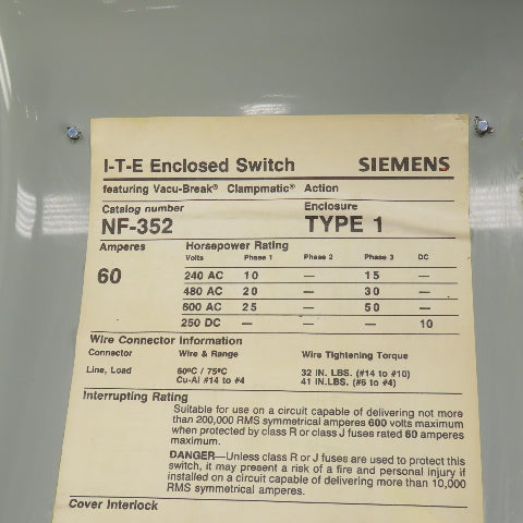 Siemens NF-352 Heavy Duty 60A 600VAC Fusible Enclosed Switch Vacu-Break 3PH