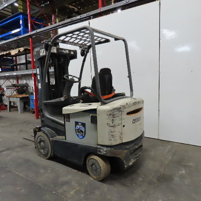 Crown FC4515-50 48V 5000Lbs Capacity Electric Forklift 240" Lift 4 Stage Mast