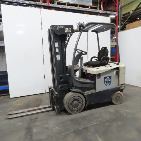 Crown FC4515-50 48V 5000Lbs Capacity Electric Forklift 240" Lift 4 Stage Mast