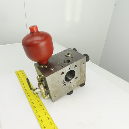 ST-KONE1STUS 68F2 8 Port Steel Hydraulic Manifold 1-3/16x1-3/8" Ports W/Booster