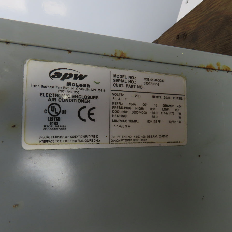 McLean M28-0426-G032 3800/4000BTU Electronic Enclosure Air Conditioner 230V 1PH