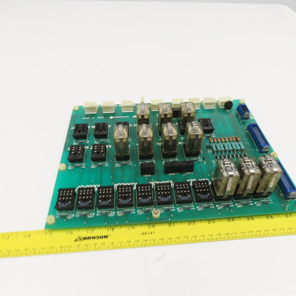 Mazak D65RA002610 Relay Board