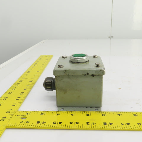 Allen Bradley 800T-A Ser T Green Momentary Contact Push Button 3-1/2x3-1/2" Enc