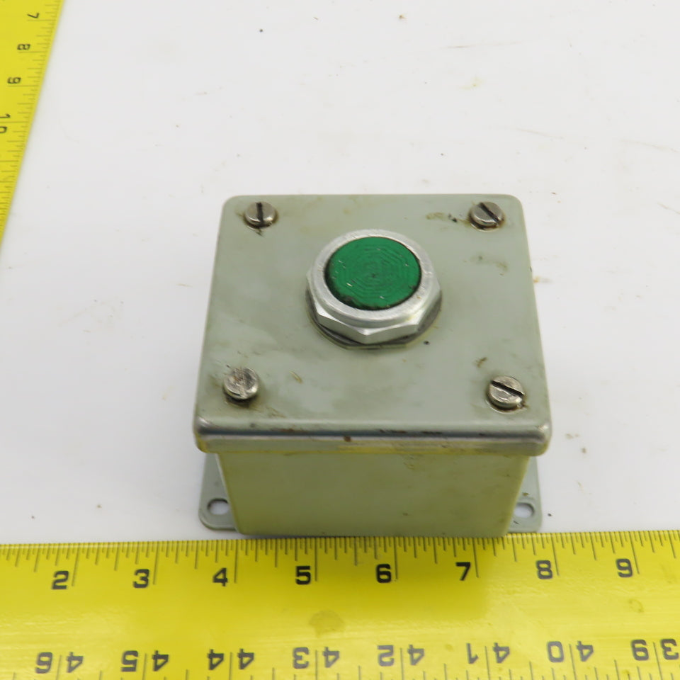 Allen Bradley 800T-A Ser T Green Momentary Contact Push Button 3-1/2x3-1/2" Enc