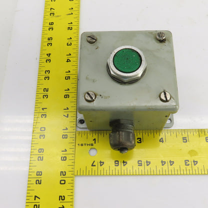 Allen Bradley 800T-A Ser T Green Momentary Contact Push Button 3-1/2x3-1/2" Enc