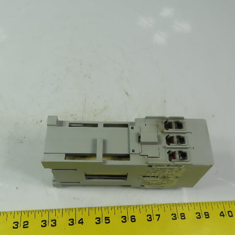 Allen Bradley 100-C30D*00 Ser C 30A 3 Pole contactor W/24VDC Coil