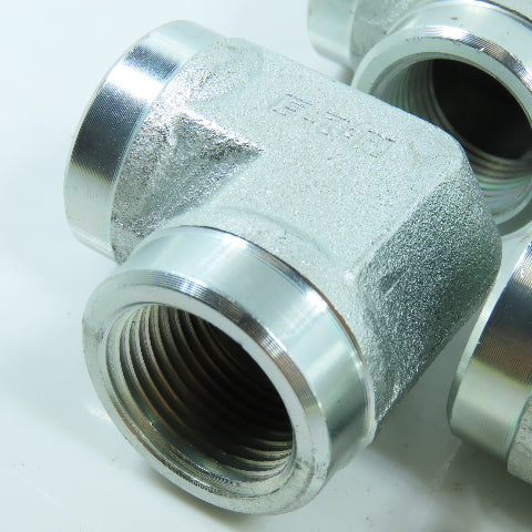 Eaton 2087-12-12S Hydraulic Adapter 90° Elbow 3/4"-14 NPT Female x Female Lot/4