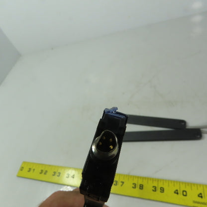 Keyence FS-V31CP Sensor Amplifier Fiber Optic Sensor W/Optic Sensors Damaged