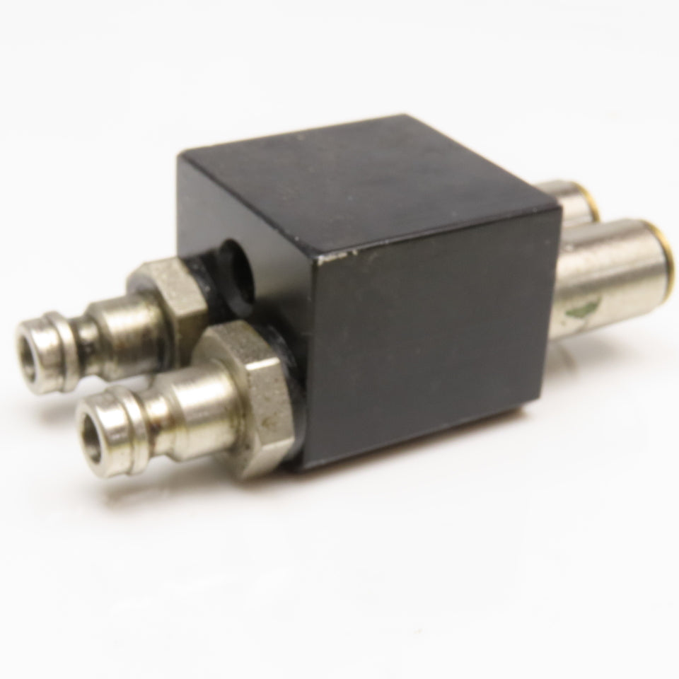 2 Port Parallel Quick Connect Air Line Mounting Block M5 x M10 Ports