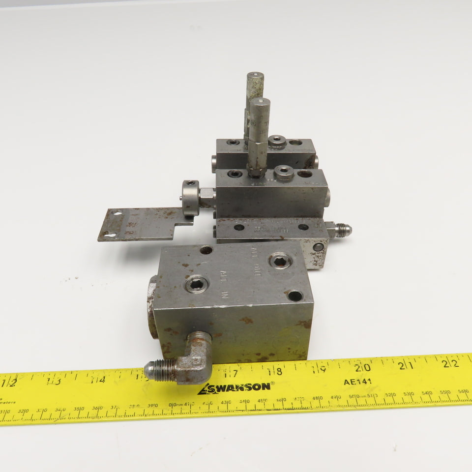Lubriquip Graco 527-100-581 Lubrication Divider Valve Bank Manifold W/ Filter