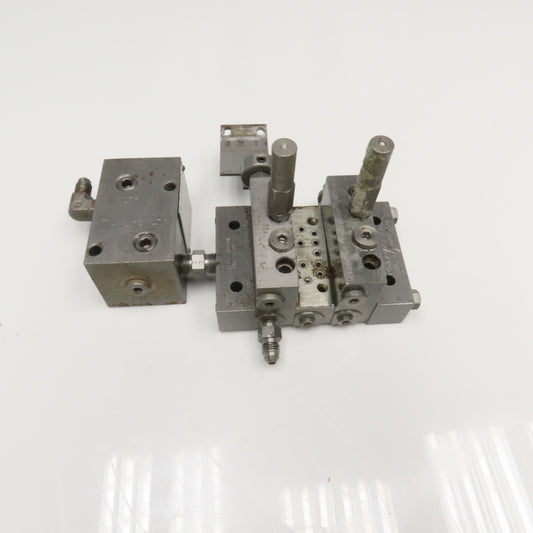 Lubriquip Graco 527-100-581 Lubrication Divider Valve Bank Manifold W/ Filter