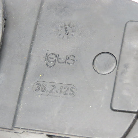 Igus 35.2.125 3-1/2" x 2" Feed Thru Wireway Energy Drag Chain W/ Anchors 50" OAL