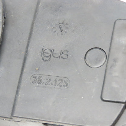 Igus 35.2.125 3-1/2" x 2" Feed Thru Wireway Energy Drag Chain W/ Anchors 50" OAL