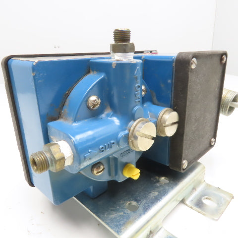 Leeds & Northrup 10970-40 Electropneumatic Converter 1/4" NPT