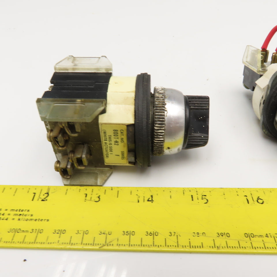 Allen Bradley 800T-H2 600V 2 Position Selector Switch Lot Of 2