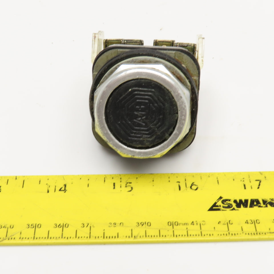 Allen Bradley 800T-A Ser T 600V Momentary Contact Push Button Switch Black