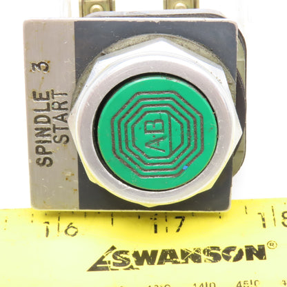 Allen Bradley 800T-AT 600V Push Button Switch Green