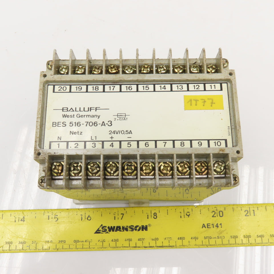 Balluff BES 516-706-A-3 120/220V Input 24 VDC Power Supply