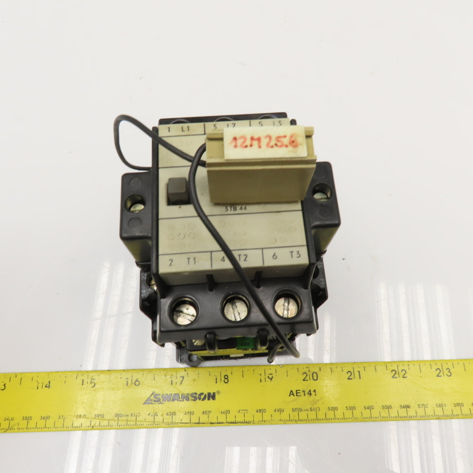 Siemens 3TB44 17-0B Contactor Starter Relay 600V 20Hp 24VDC Coil