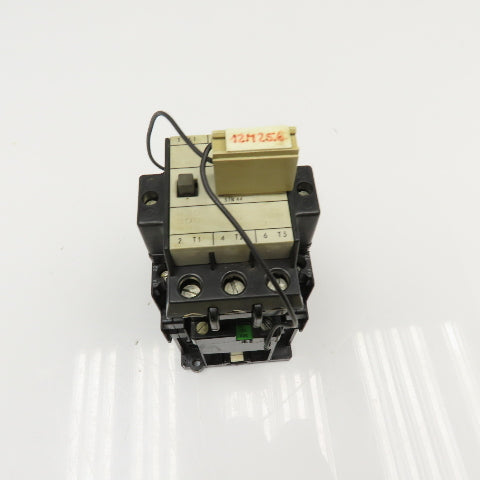 Siemens 3TB44 17-0B Contactor Starter Relay 600V 20Hp 24VDC Coil