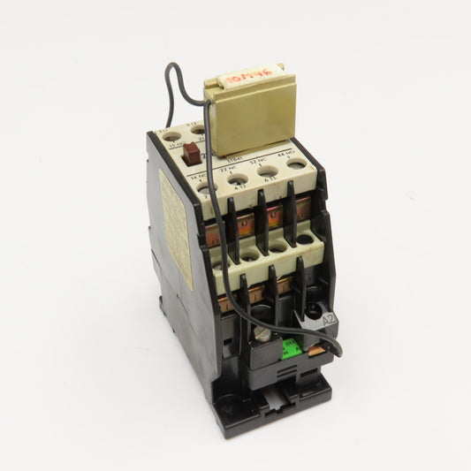 Siemens 3TB4117-0A Contactor Relay 600V 2NO 2NC Contacts 110/120V Coil