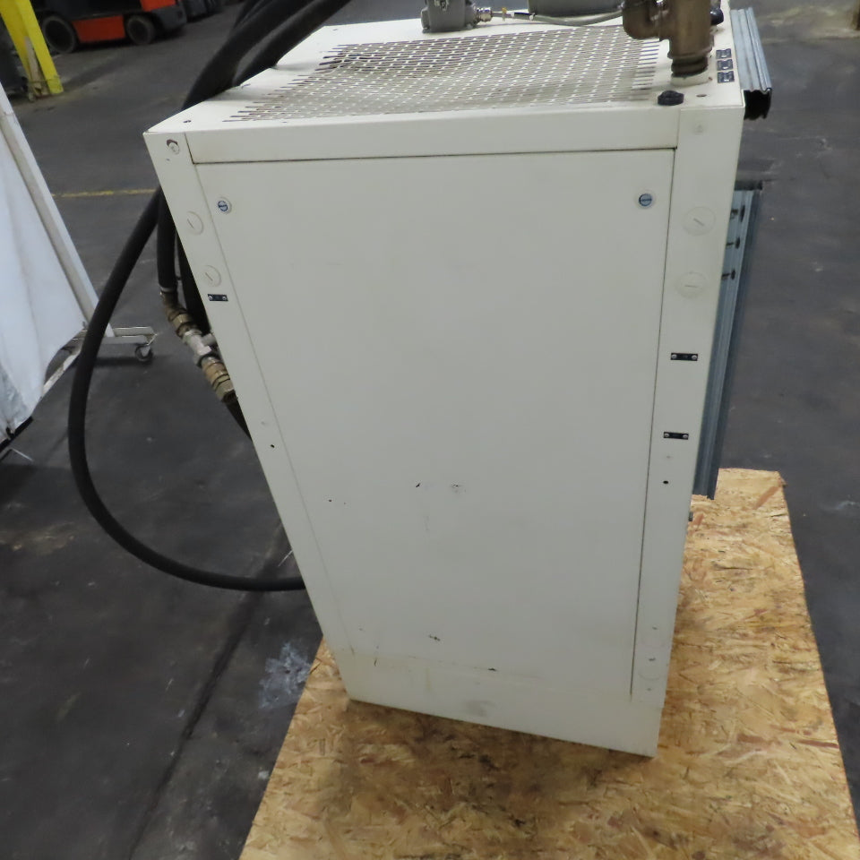 BKW WRK10-CH Oil Chiller Unit 460V Only 3PH 4.38kW 8.22 m3/min