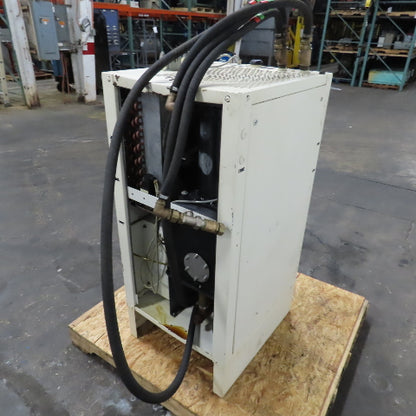 BKW WRK10-CH Oil Chiller Unit 460V Only 3PH 4.38kW 8.22 m3/min